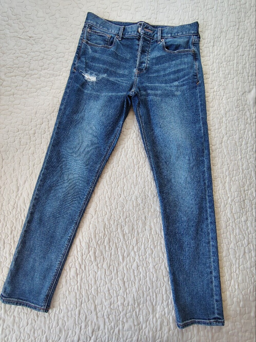 Express Women's Skinny Jeans - Blue Denim Size 4.
